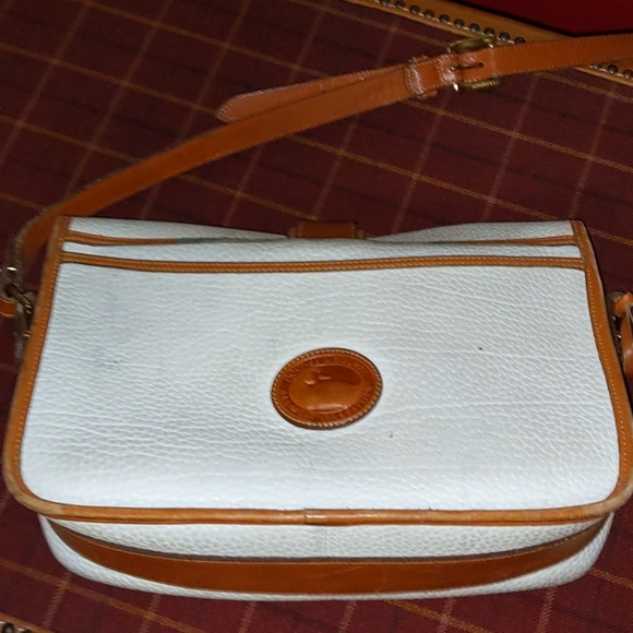 Dooney and Bourke vintage crossbody bag - Picture 4 of 8